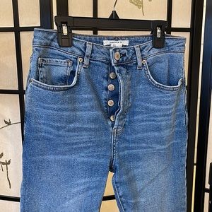 High-waisted Skinny Jeans